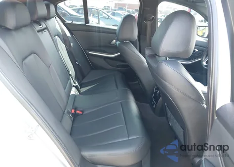 2019 BMW 330I z USA, uszkodzony, nr VIN WBA5R1C55KAK10208